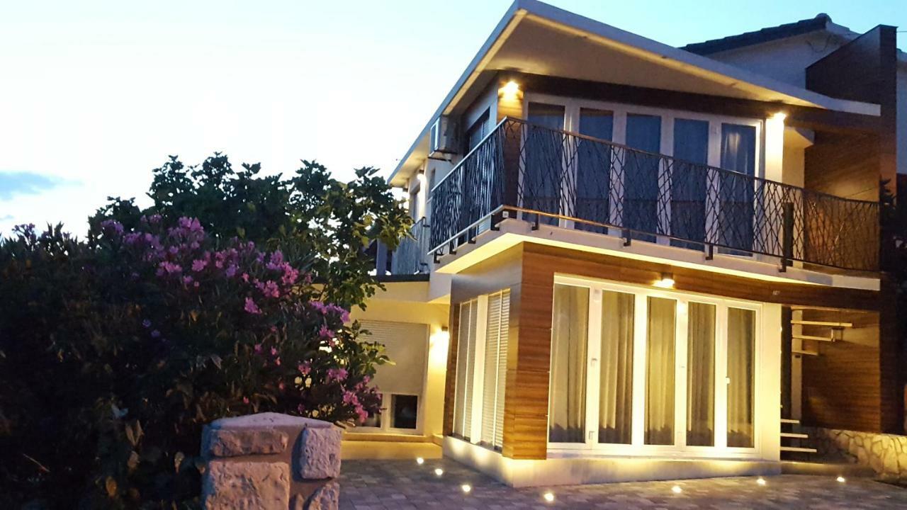 Kaj-Lux Novi Novi Vinodolski Exterior foto